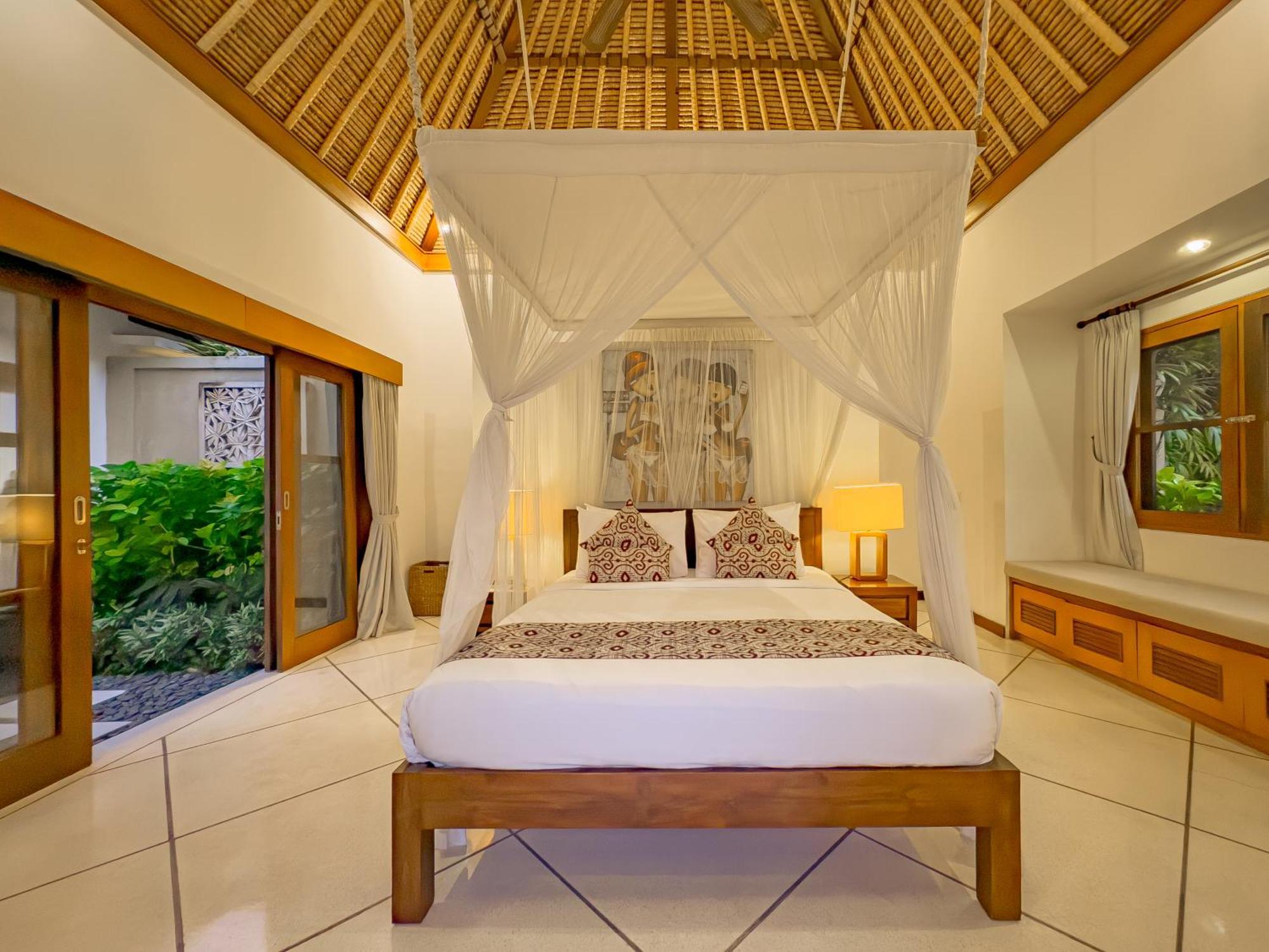 Villa Bugis Drupadi Seminyak Pokoj fotografie