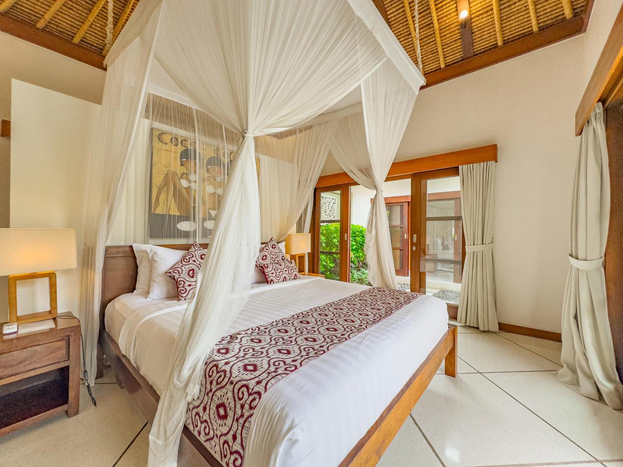 Villa Bugis Drupadi Seminyak Pokoj fotografie