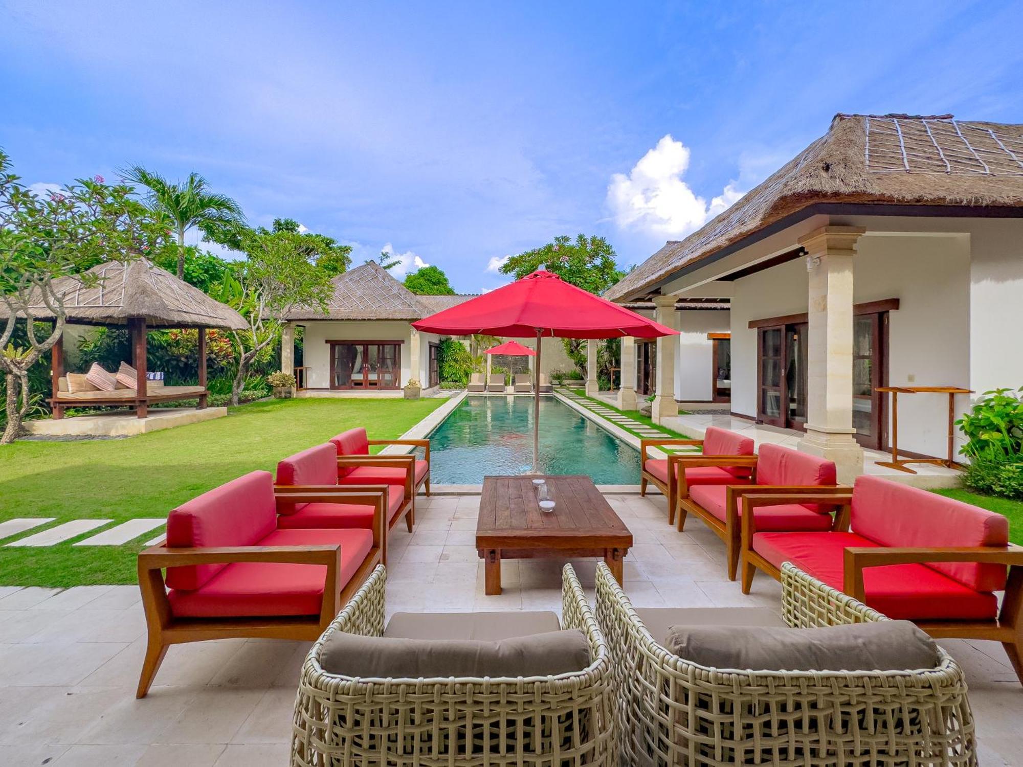 Villa Bugis Drupadi Seminyak Pokoj fotografie