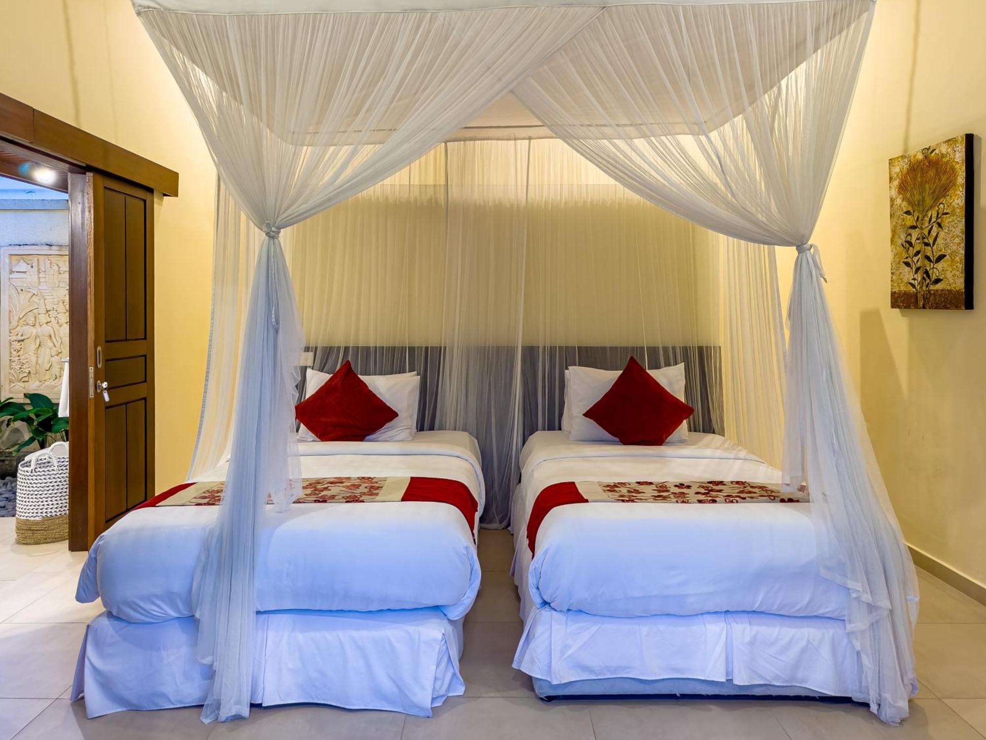Villa Bugis Drupadi Seminyak Pokoj fotografie