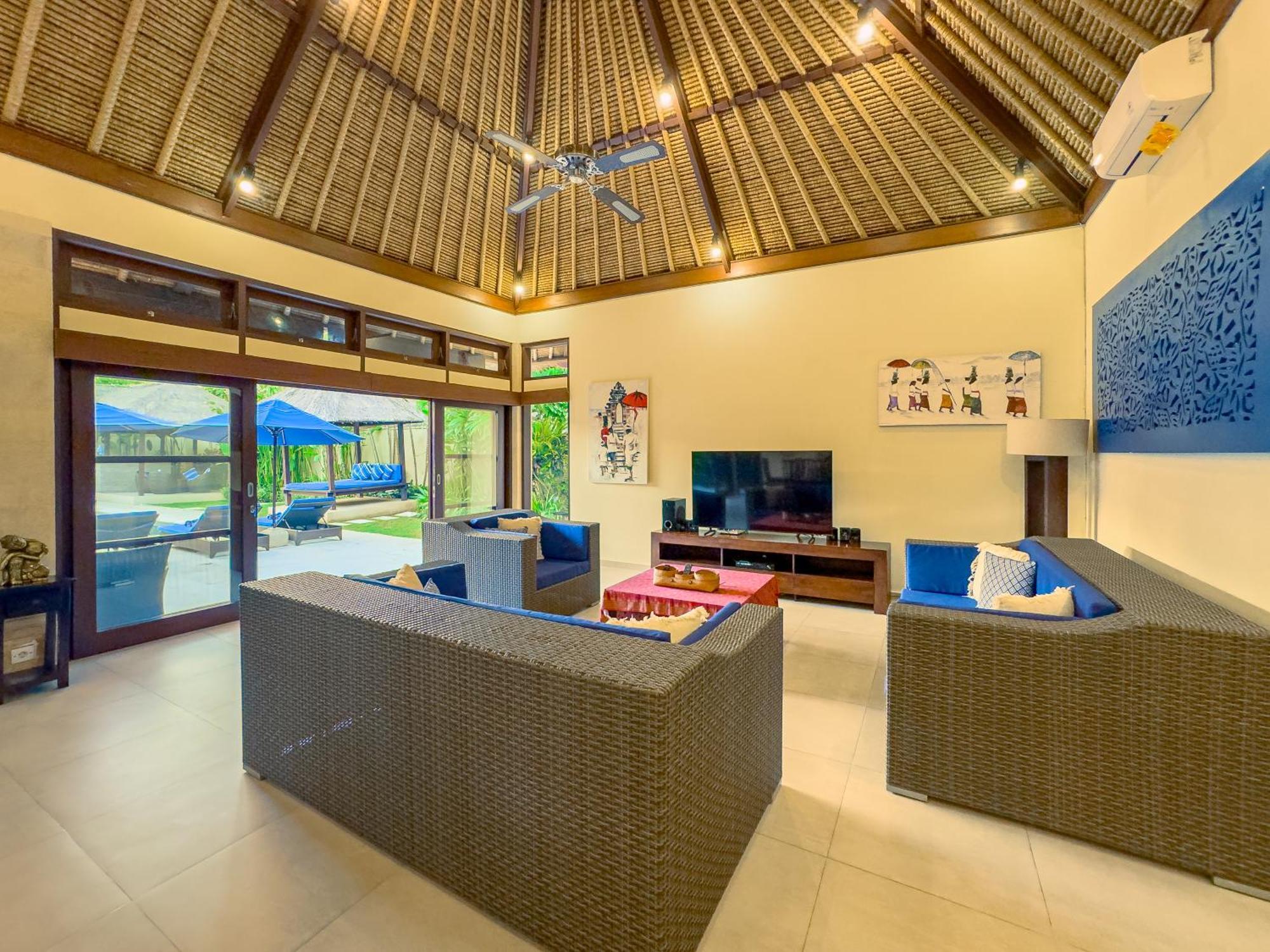 Villa Bugis Drupadi Seminyak Pokoj fotografie
