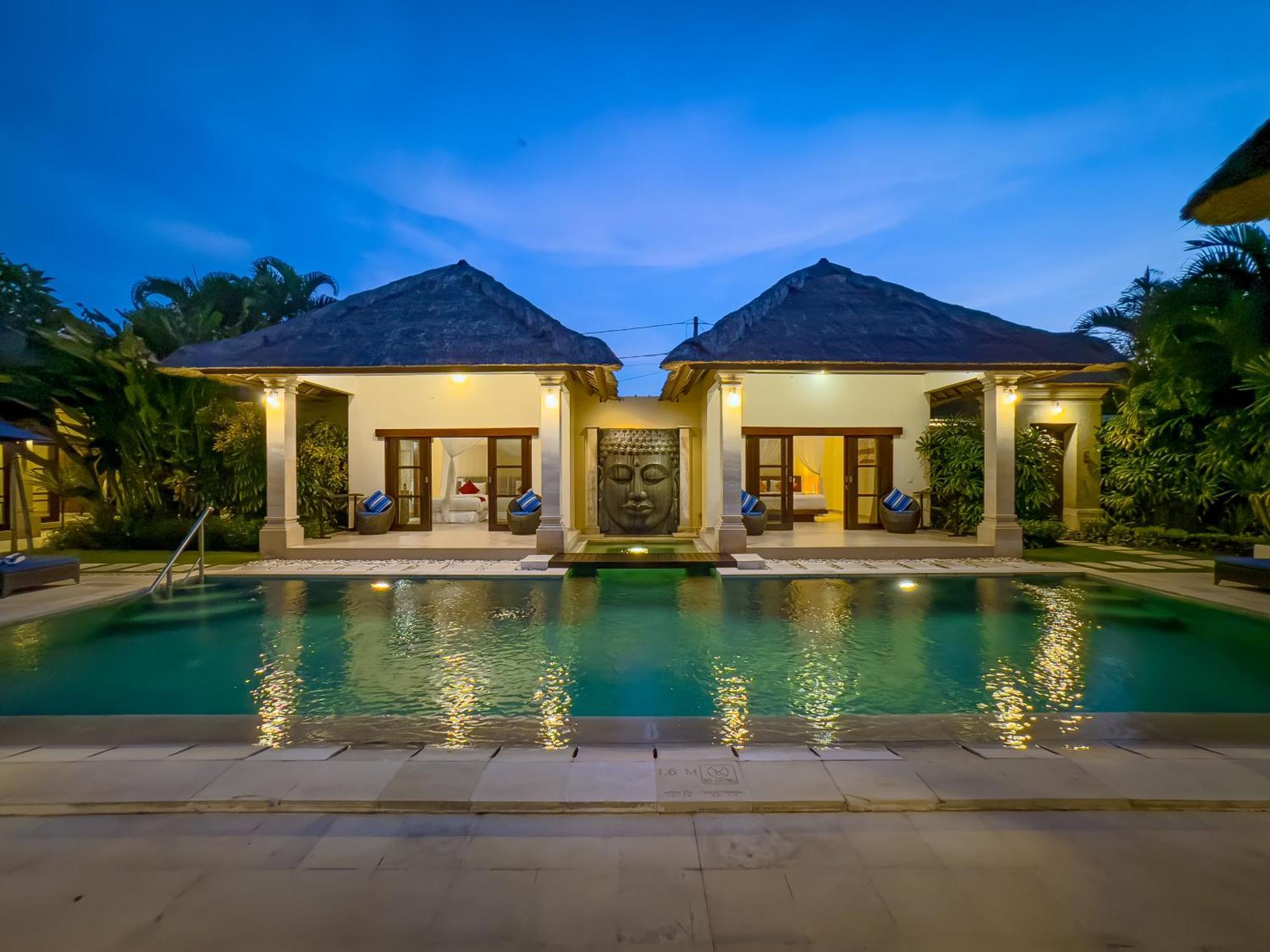Villa Bugis Drupadi Seminyak Pokoj fotografie
