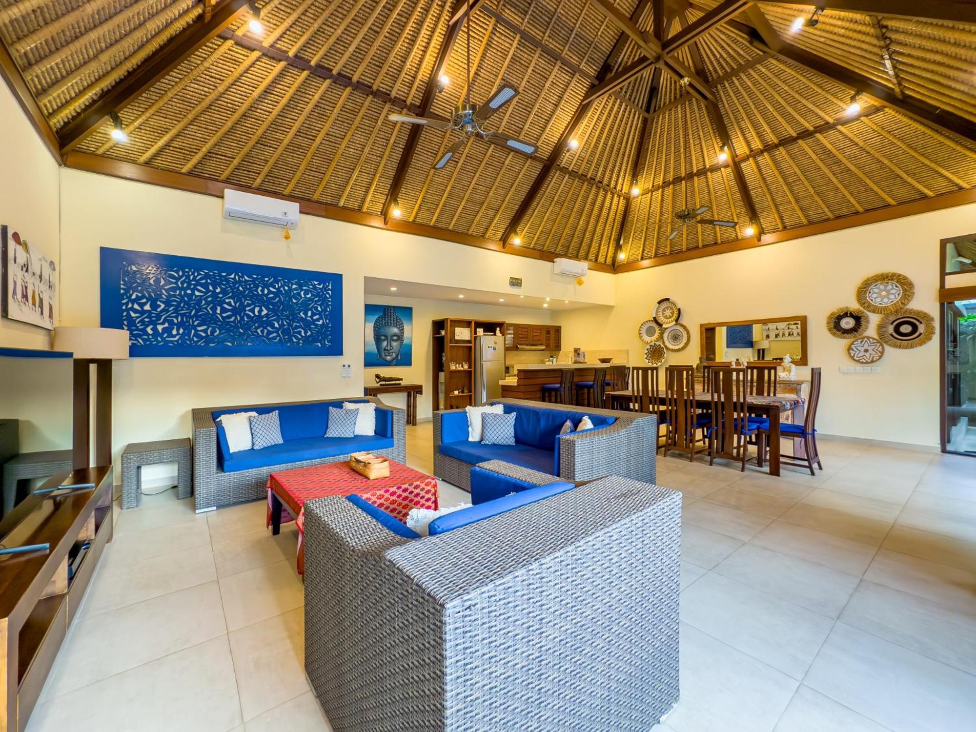 Villa Bugis Drupadi Seminyak Pokoj fotografie