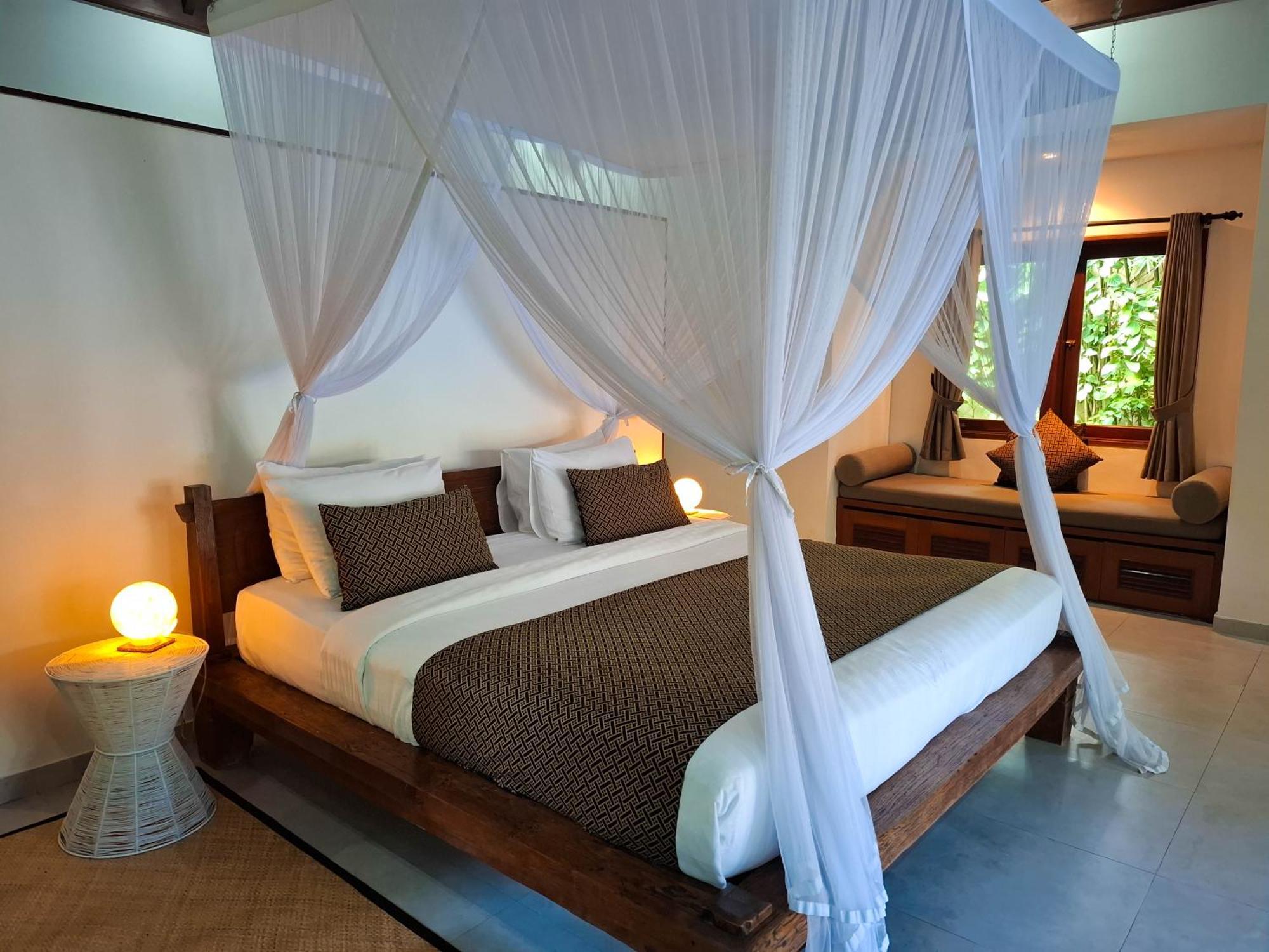 Villa Bugis Drupadi Seminyak Pokoj fotografie